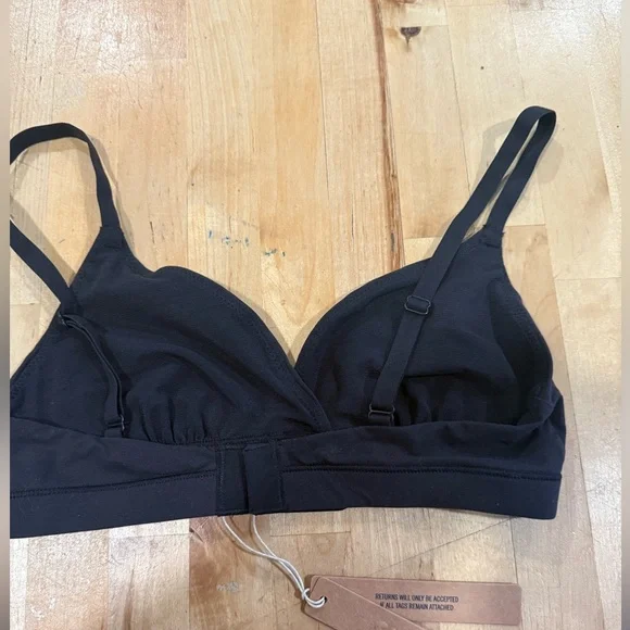 Skims Fits Everybody Triangle Bralette Bra Size xs Onyx Black NWT - Picture 2 of 5